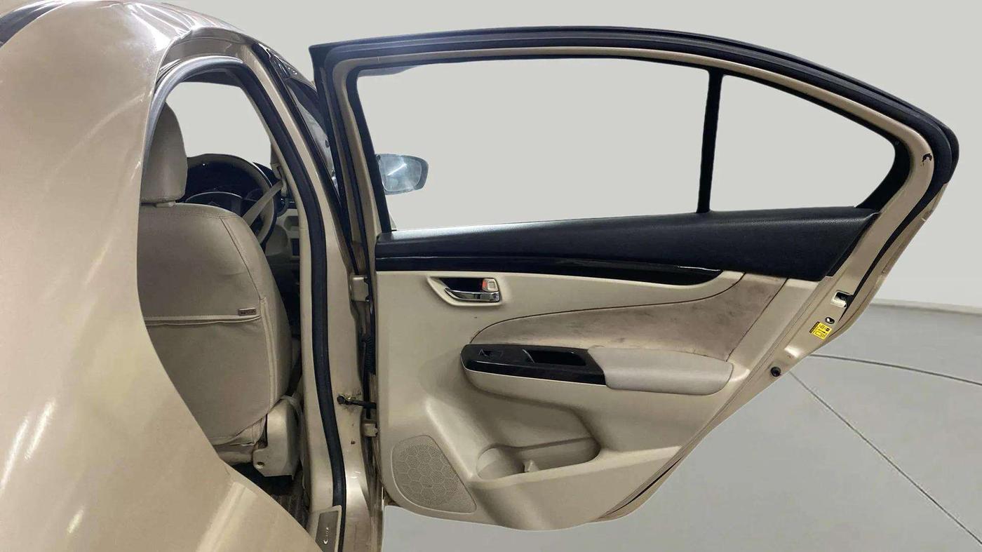 2015 Maruti Ciaz VXI+, Petrol, Manual, 74,002 km, RHS Rear Door