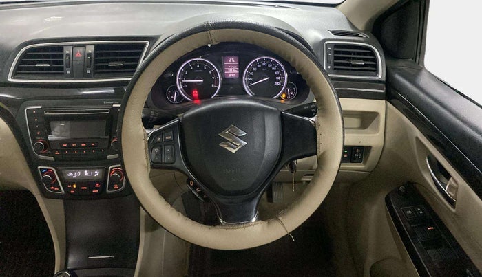 2015 Maruti Ciaz VXI+, Petrol, Manual, 73,643 km, Steering Wheel Close Up