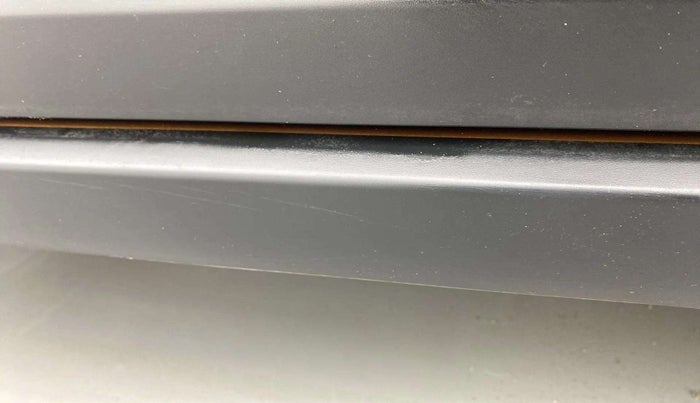 2019 Honda WR-V 1.5L I-DTEC V MT, Diesel, Manual, 83,497 km, Right running board - Paint is slightly faded