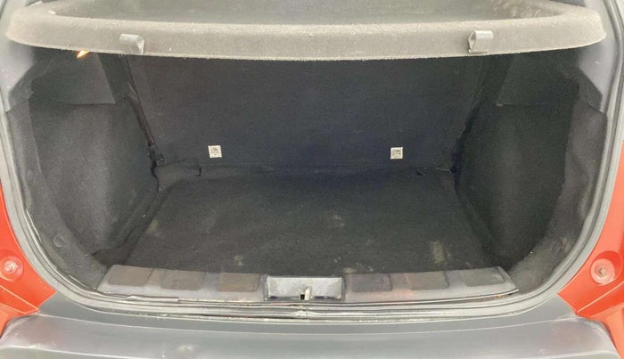 2020 Tata NEXON XM SUNROOF PETROL, Petrol, Manual, 30,518 km, Boot Open Zoomed View