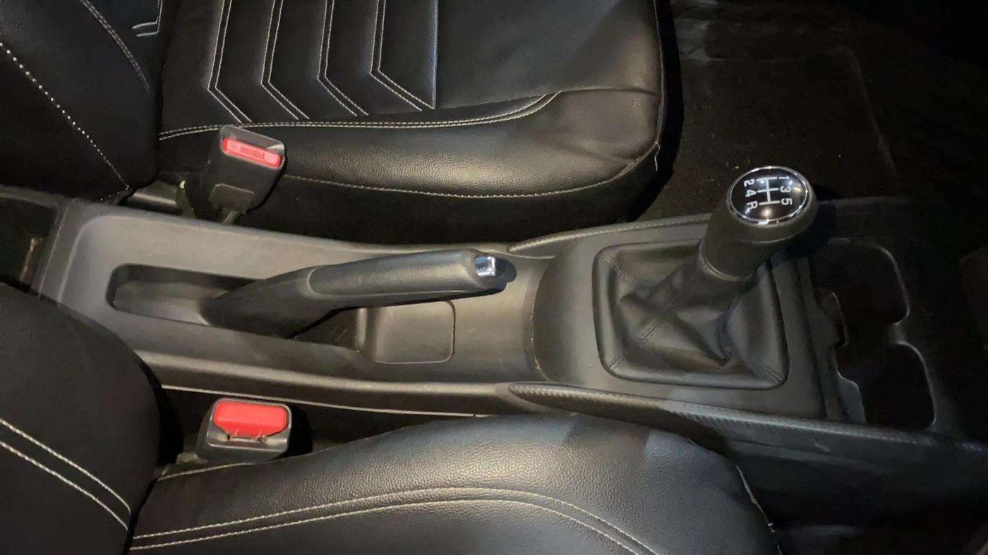 2023 Maruti Baleno DELTA PETROL 1.2, Petrol, Manual, 11,827 km, Gear Lever