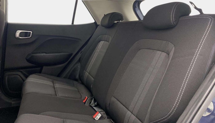 2021 Hyundai VENUE S+ 1.2, Petrol, Manual, 21,485 km, Right Side Rear Door Cabin