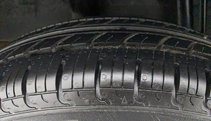 2018 Datsun Redi Go S 1.0, Petrol, Manual, 68,162 km, Right Rear Tyre Tread