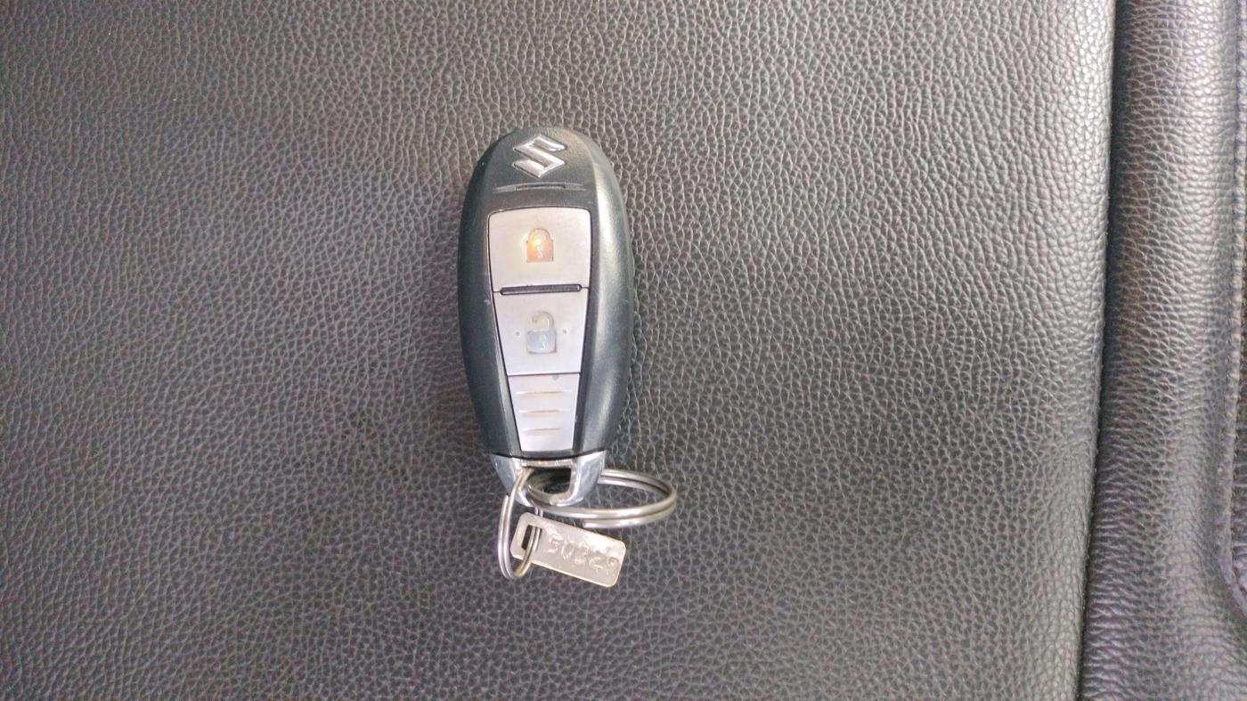 2020 Maruti Vitara Brezza VXI, Petrol, Manual, 62,499 km, Key Close Up
