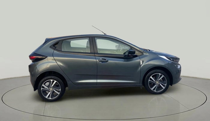 2023 Tata ALTROZ XZ DIESEL, Diesel, Manual, 35,420 km, Right Side View