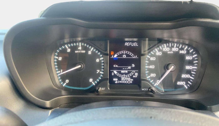 2023 Tata ALTROZ XZ DIESEL, Diesel, Manual, 35,420 km, Odometer Image