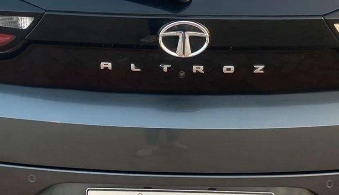 2023 Tata ALTROZ XZ DIESEL, Diesel, Manual, 35,420 km, Dicky (Boot door) - Minor scratches