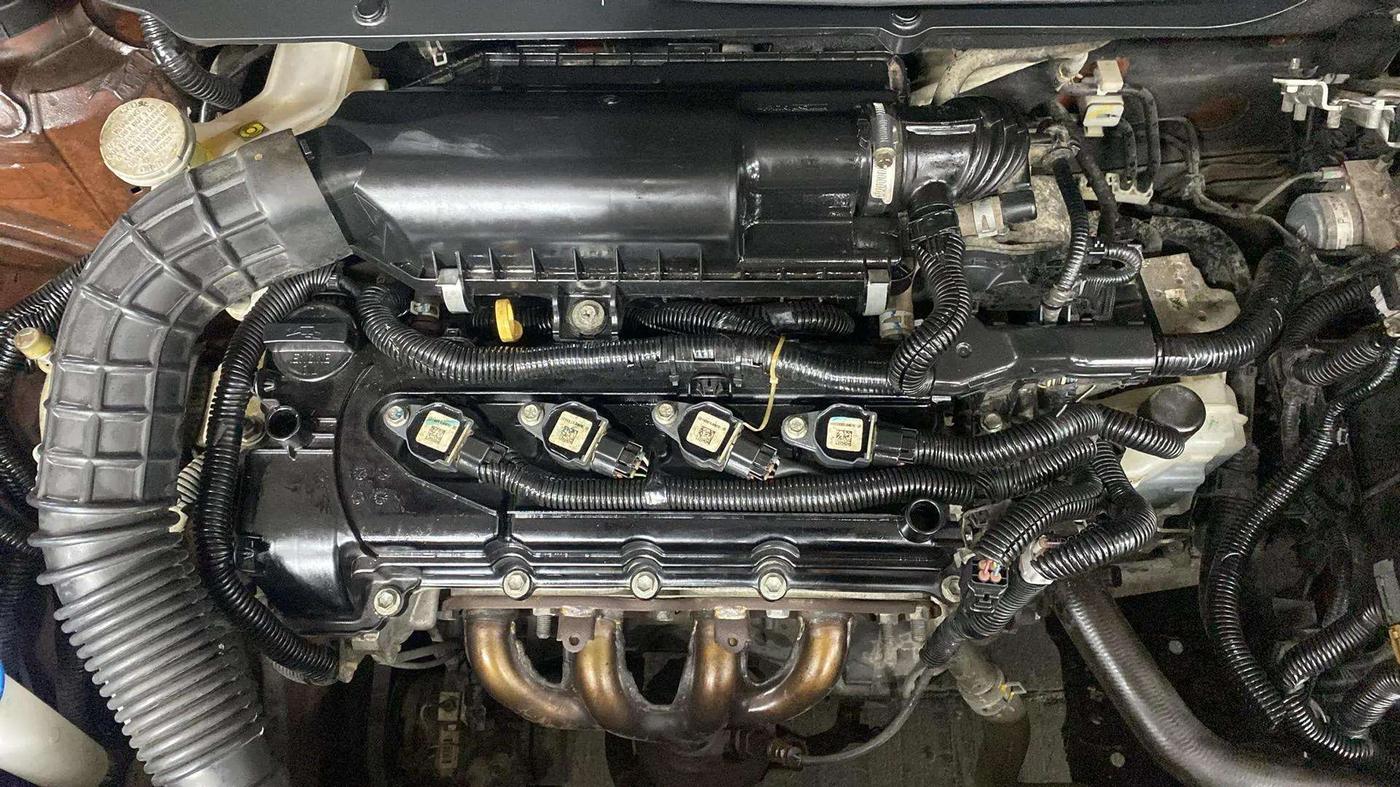 2019 Maruti Dzire VXI AMT, Petrol, Automatic, 14,134 km, Engine View