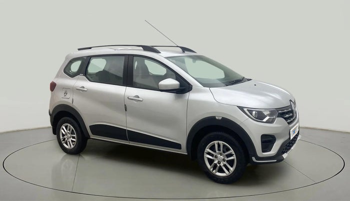 2020 Renault TRIBER RXT, Petrol, Manual, 9,124 km, Right Front Diagonal