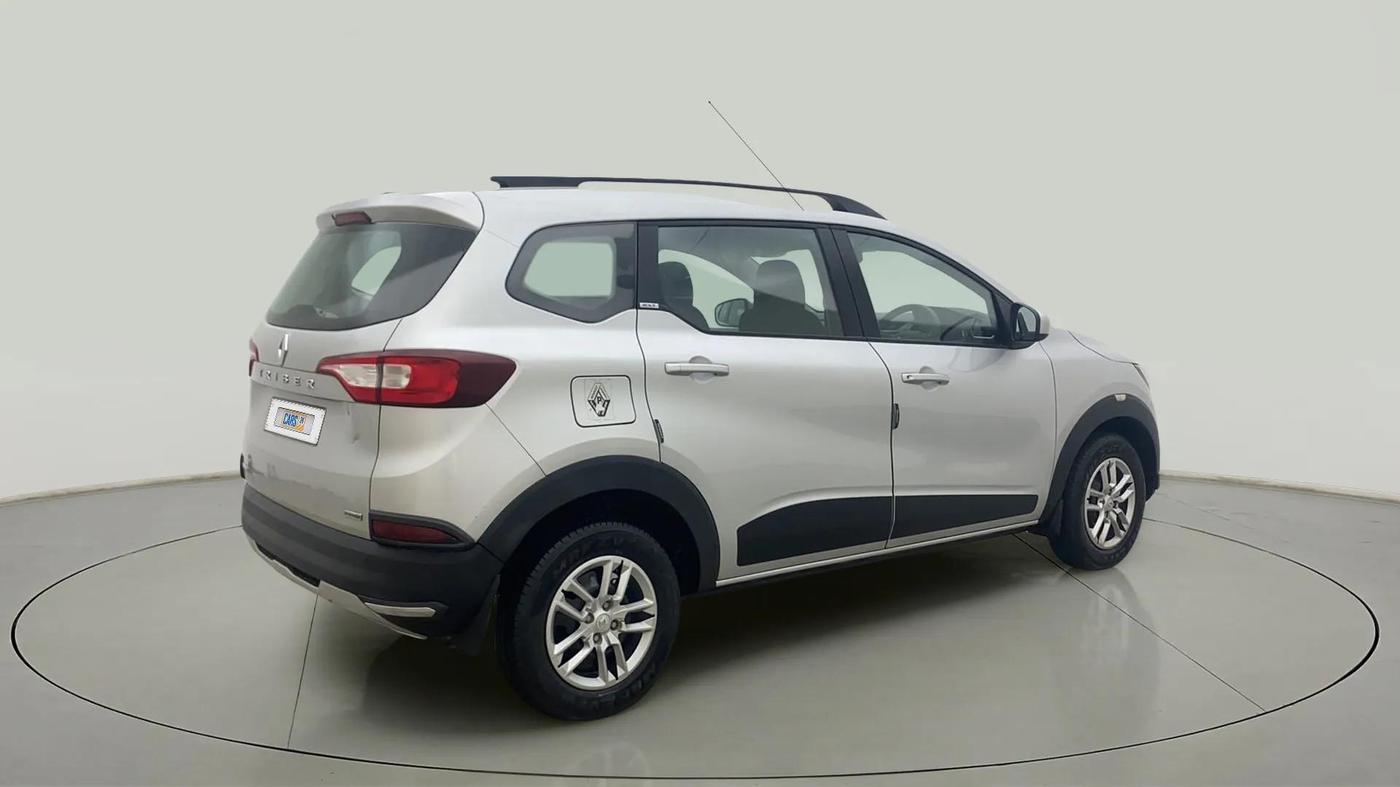 2020 Renault TRIBER RXT, Petrol, Manual, 9,124 km, Right Back Diagonal
