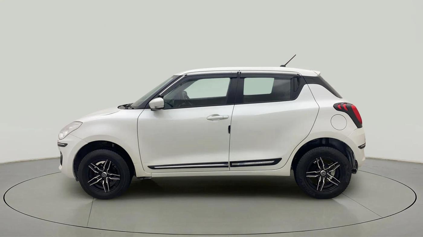 2018 Maruti Swift VXI AMT, Petrol, Automatic, 70,604 km, Left Side