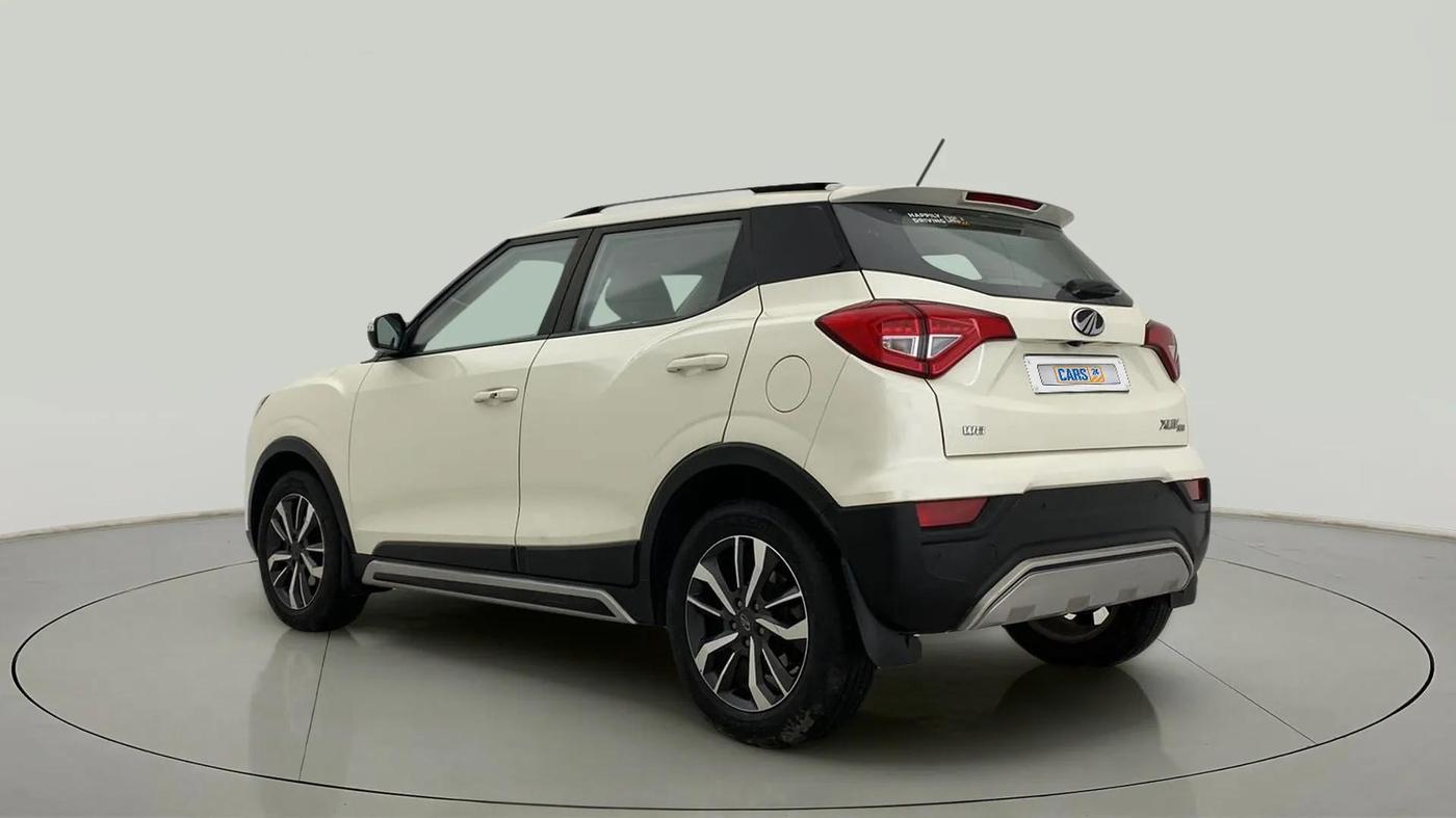 2019 Mahindra XUV300 W8 (O) 1.5 DIESEL, Diesel, Manual, 94,064 km, Left Back Diagonal