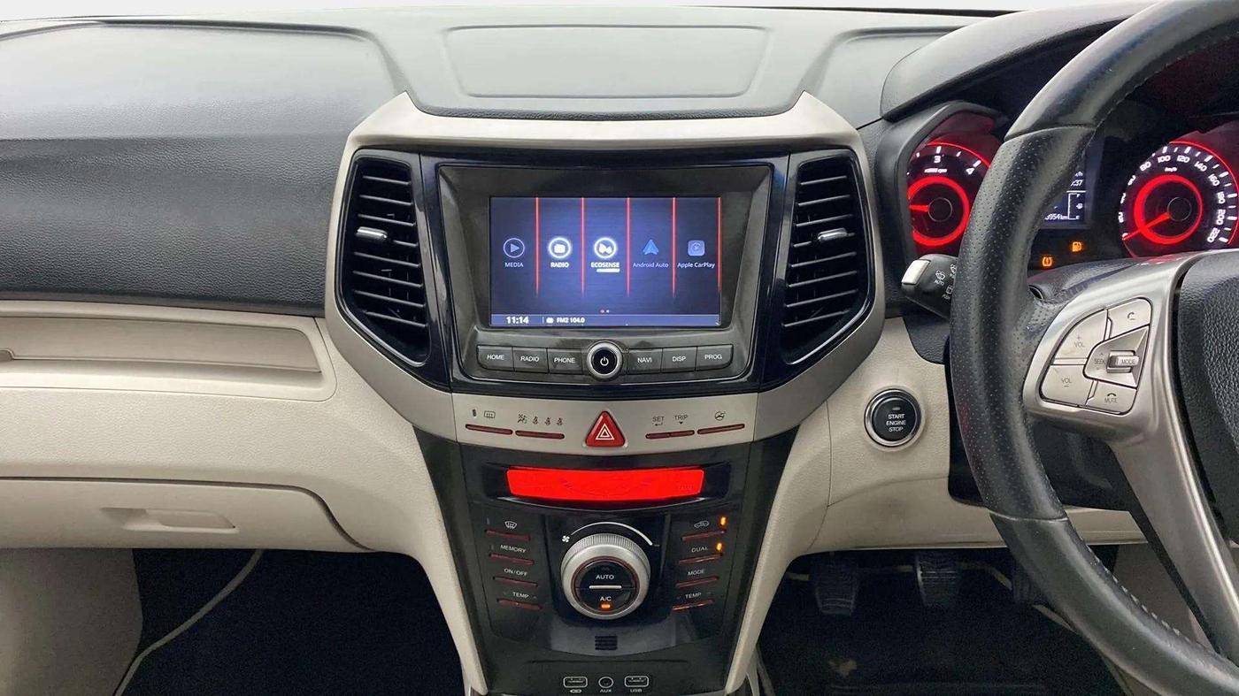 2019 Mahindra XUV300 W8 (O) 1.5 DIESEL, Diesel, Manual, 94,064 km, Air Conditioner