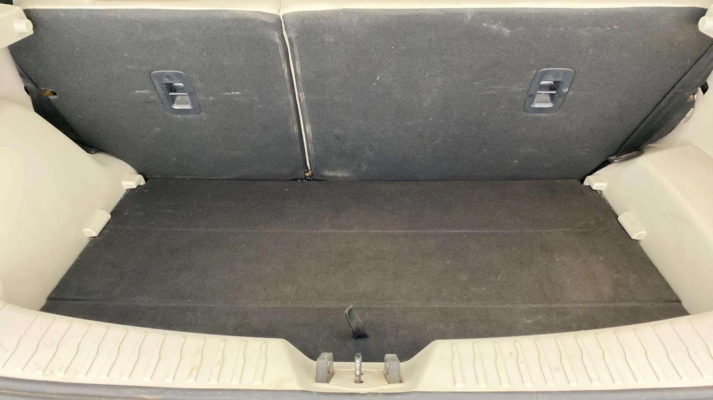 2019 Mahindra XUV300 W8 (O) 1.5 DIESEL, Diesel, Manual, 94,064 km, Boot Inside
