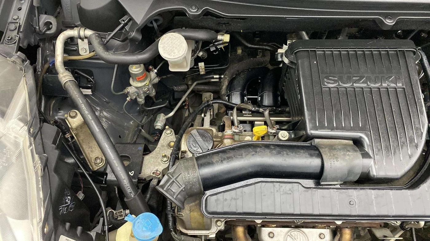 2015 Maruti Ertiga VXI, Petrol, Manual, 26,155 km, Engine View - Right