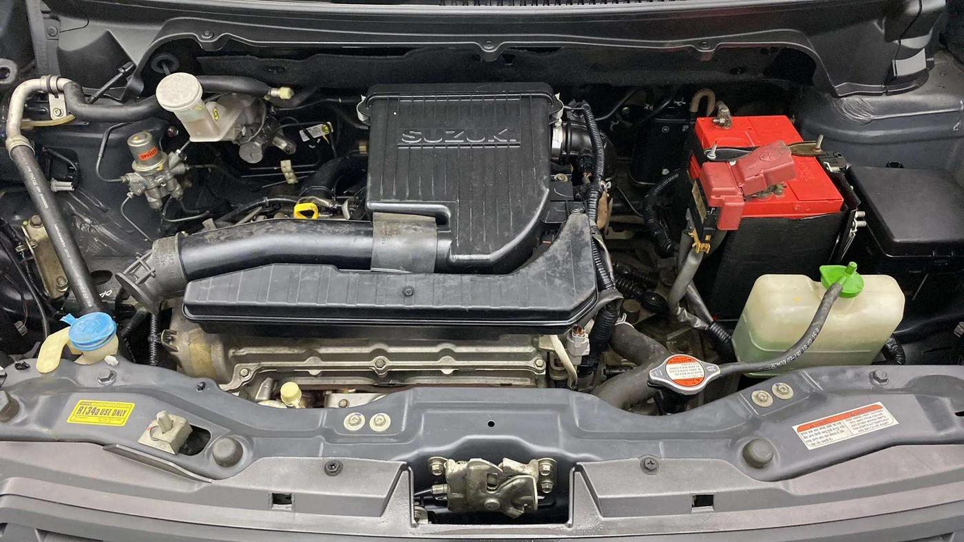 2015 Maruti Ertiga VXI, Petrol, Manual, 26,155 km, Engine View