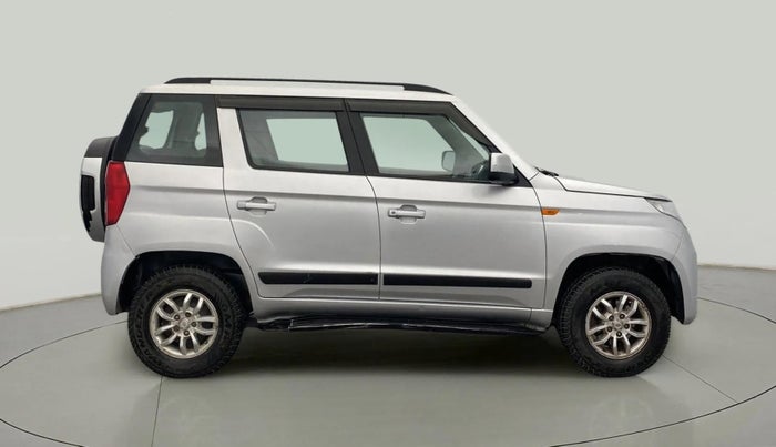 2018 Mahindra TUV300 T8, Diesel, Manual, 89,509 km, Right Side View