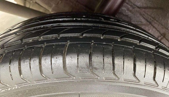 2018 Honda Amaze 1.2L I-VTEC S, Petrol, Manual, 73,700 km, Right Rear Tyre Tread