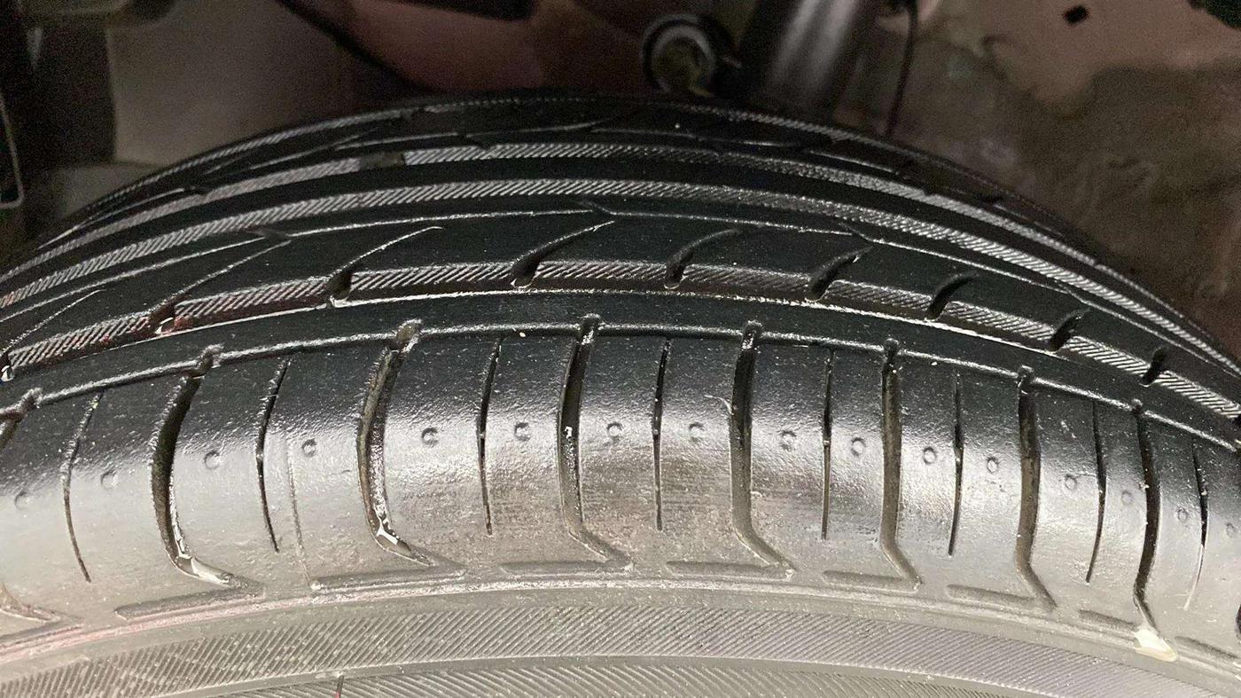 2018 Honda Amaze 1.2L I-VTEC S, Petrol, Manual, 73,700 km, Left Front Tyre Tread