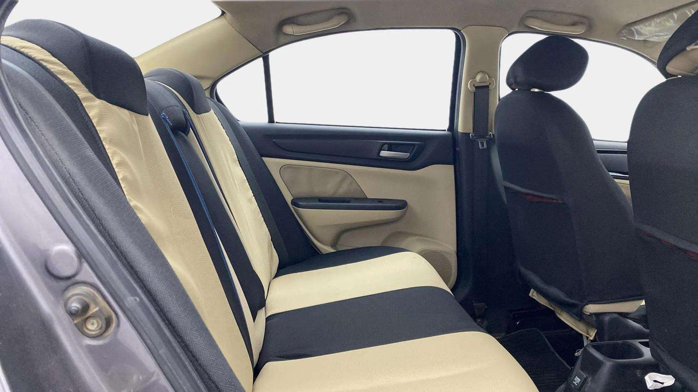 2019 Honda Amaze 1.5L I-DTEC V, Diesel, Manual, 96,420 km, Right Side Rear Door Cabin