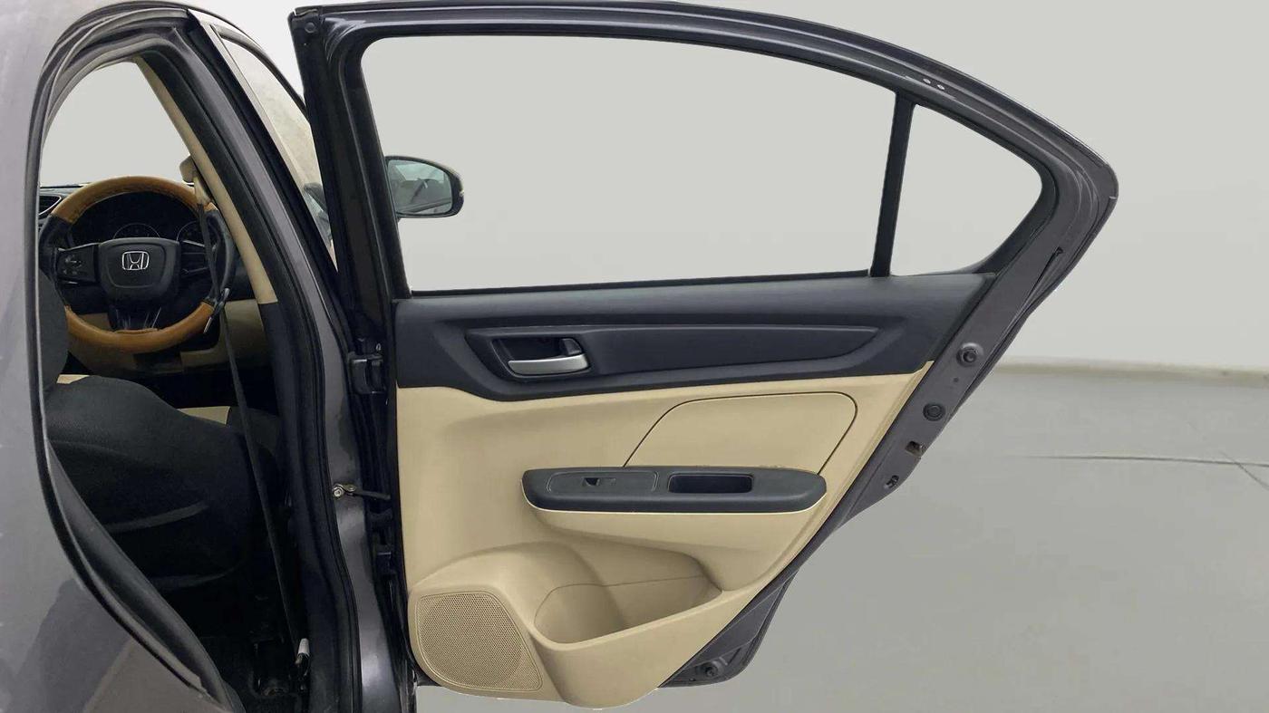 2019 Honda Amaze 1.5L I-DTEC V, Diesel, Manual, 96,420 km, RHS Rear Door