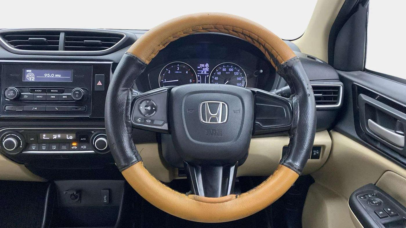 2019 Honda Amaze 1.5L I-DTEC V, Diesel, Manual, 96,420 km, Steering Wheel Close Up