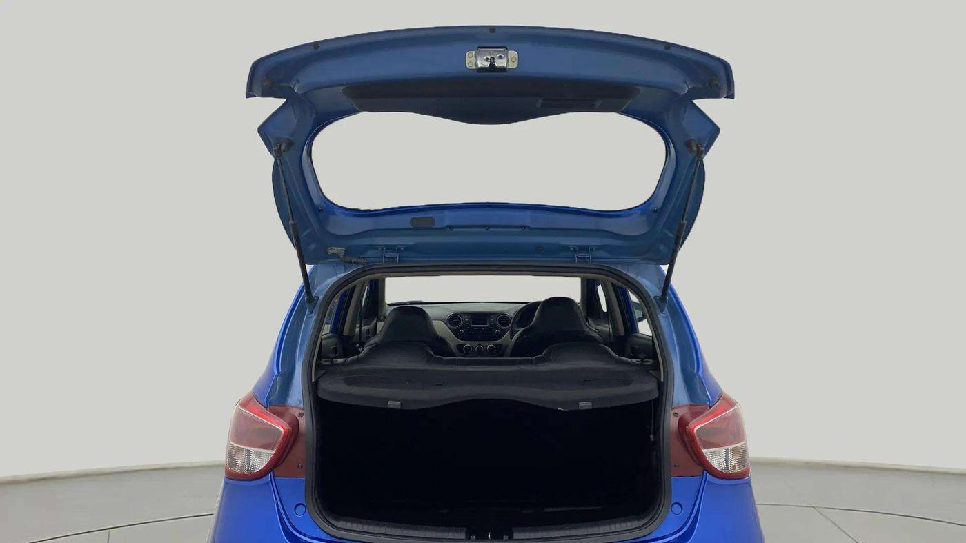 2019 Hyundai Grand i10 MAGNA 1.2 KAPPA VTVT, Petrol, Manual, 26,110 km, Boot Door Open