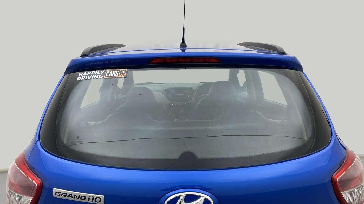 2019 Hyundai Grand i10 MAGNA 1.2 KAPPA VTVT, Petrol, Manual, 26,110 km, Rear Windshield