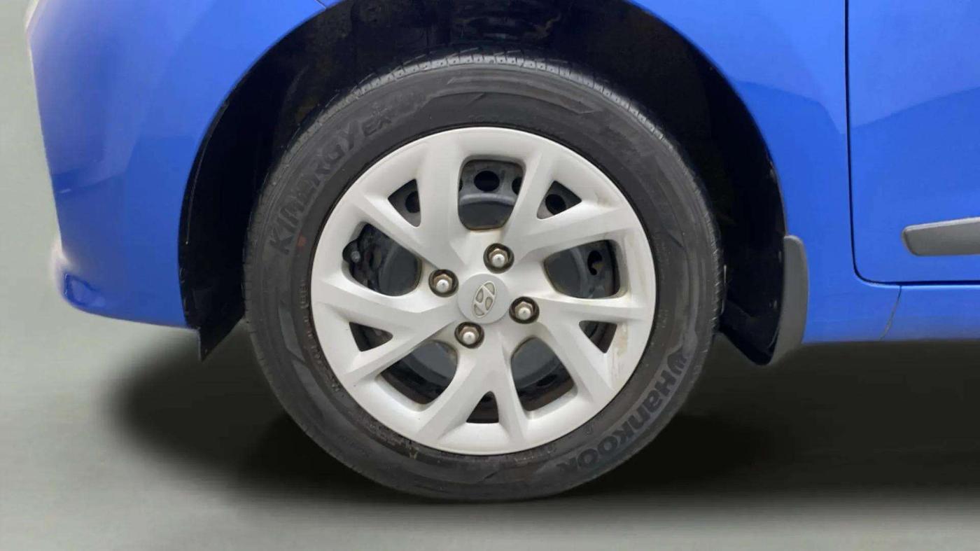 2019 Hyundai Grand i10 MAGNA 1.2 KAPPA VTVT, Petrol, Manual, 26,110 km, Left Front Wheel