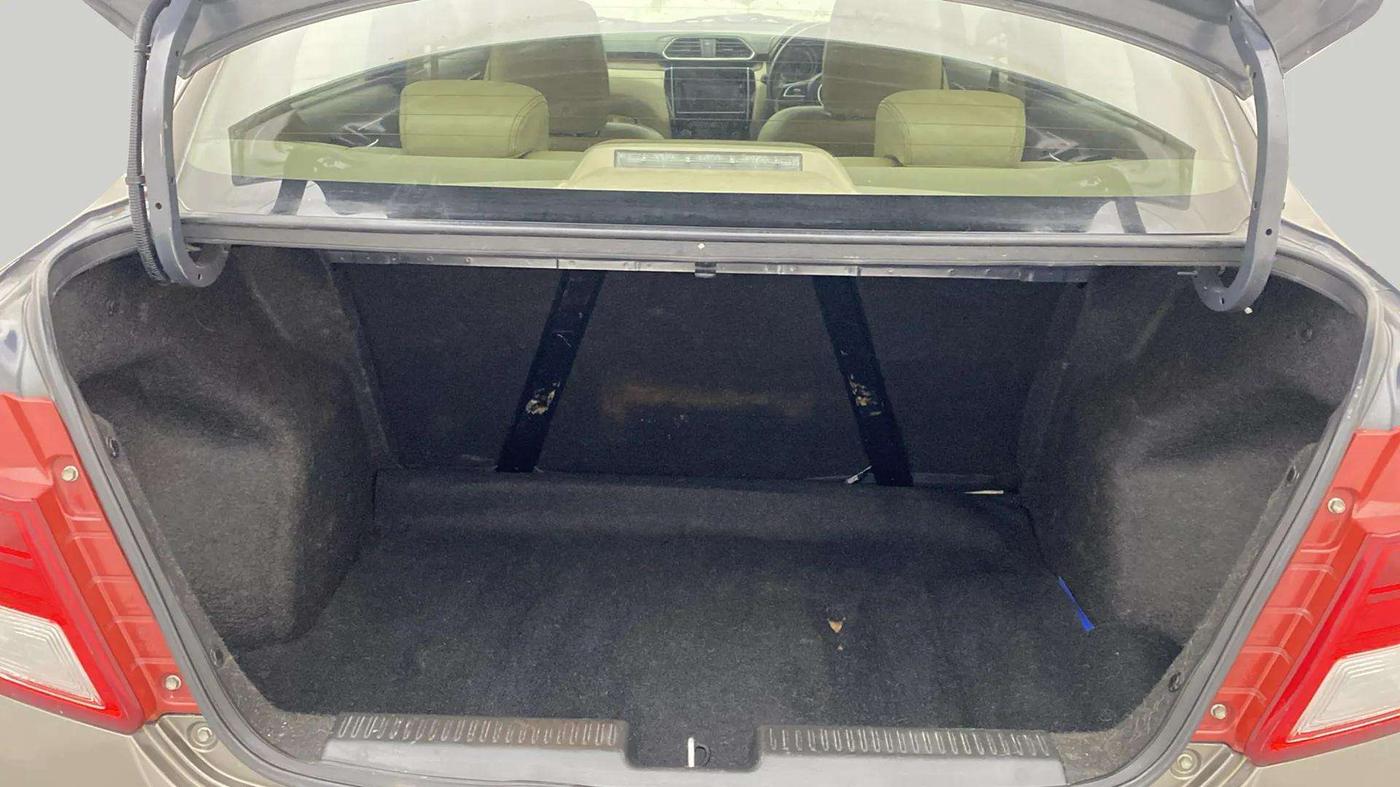 2018 Maruti Dzire ZXI PLUS, Petrol, Manual, 76,983 km, Boot Inside