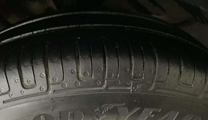2016 Tata Tiago XM PETROL, Petrol, Manual, 52,875 km, Right Rear Tyre Tread