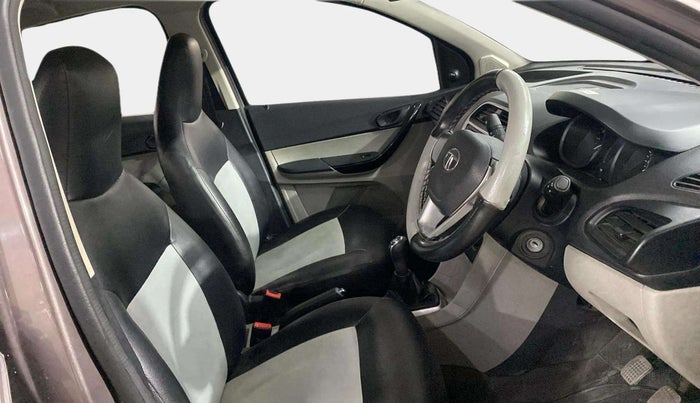 2016 Tata Tiago XM PETROL, Petrol, Manual, 52,875 km, Right Side Front Door Cabin