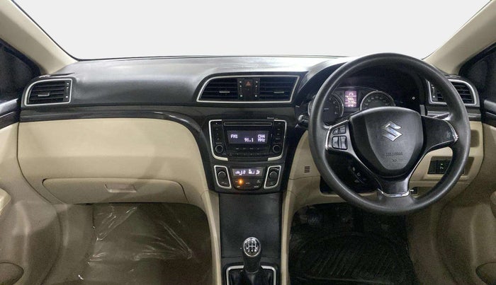 2015 Maruti Ciaz ZXI, Petrol, Manual, 74,154 km, Dashboard