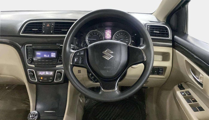 2015 Maruti Ciaz ZXI, Petrol, Manual, 74,154 km, Steering Wheel Close Up