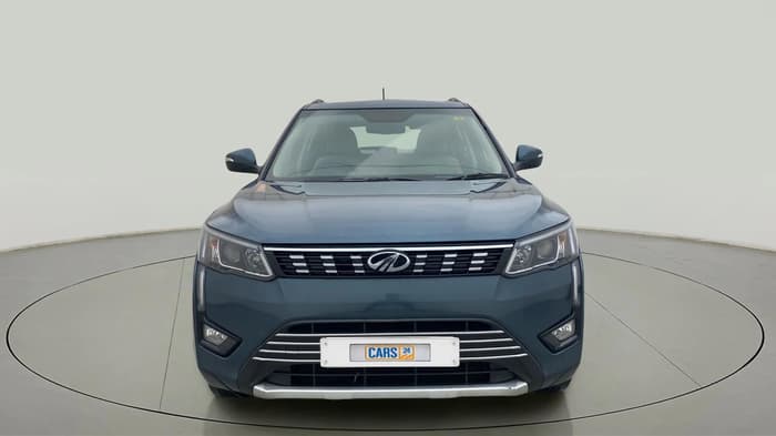 2021 Mahindra XUV300 W8 (O) 1.2 PETROL, Petrol, Manual, 68,067 km, Front