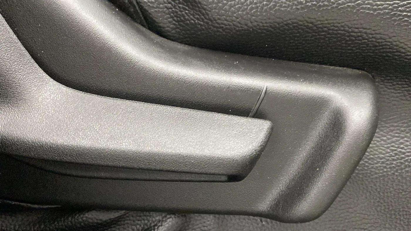 2022 Maruti Celerio VXI CNG, CNG, Manual, 57,246 km, Driver Side Adjustment Panel