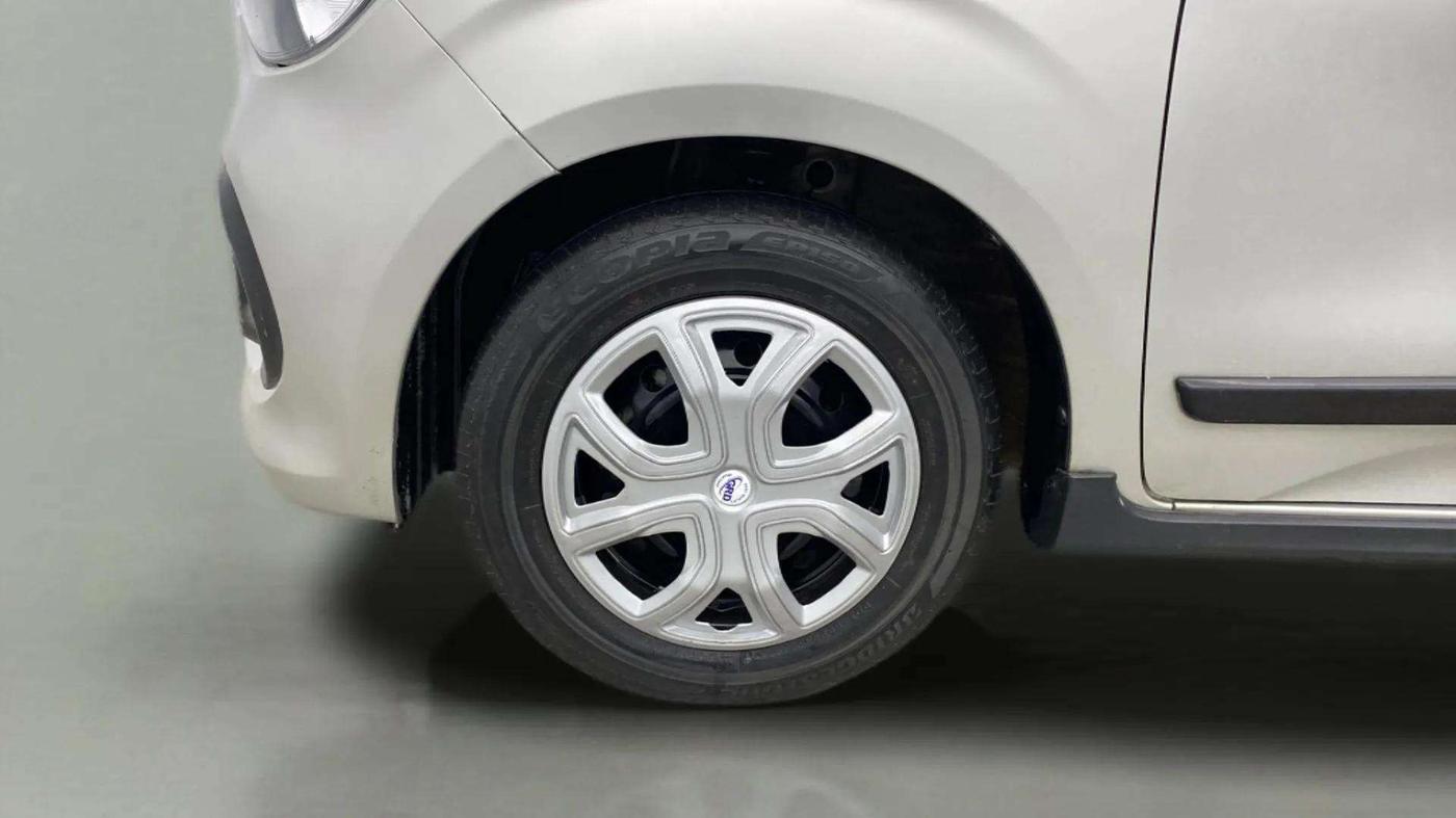 2022 Maruti Celerio VXI CNG, CNG, Manual, 57,246 km, Left Front Wheel