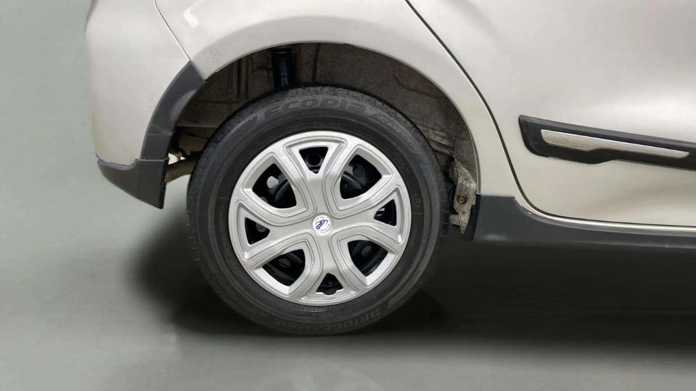 2022 Maruti Celerio VXI CNG, CNG, Manual, 57,246 km, Right Rear Wheel