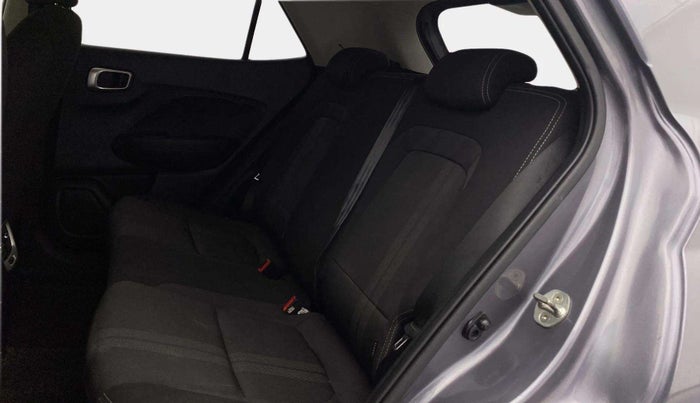 2019 Hyundai VENUE SX 1.0 TURBO, Petrol, Manual, 76,265 km, Right Side Rear Door Cabin