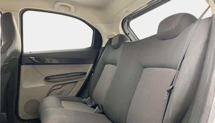 2018 Tata Tiago XT PETROL, Petrol, Manual, 39,864 km, Right Side Rear Door Cabin