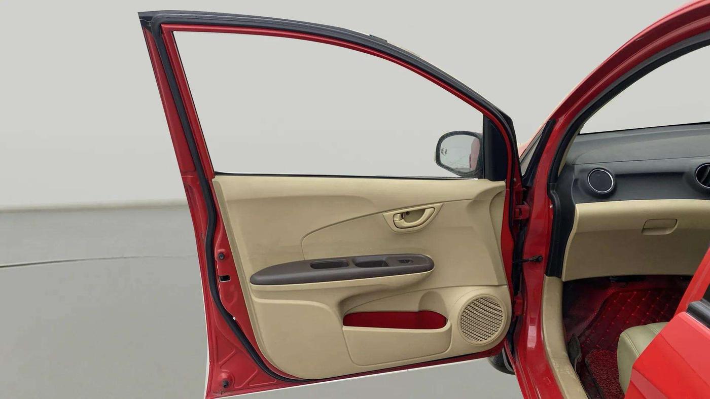 2013 Honda Brio S MT, Petrol, Manual, 34,471 km, LHS Front Door