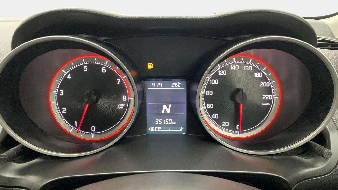 2023 Maruti Swift VXI AMT, Petrol, Automatic, 35,172 km, Odometer Image