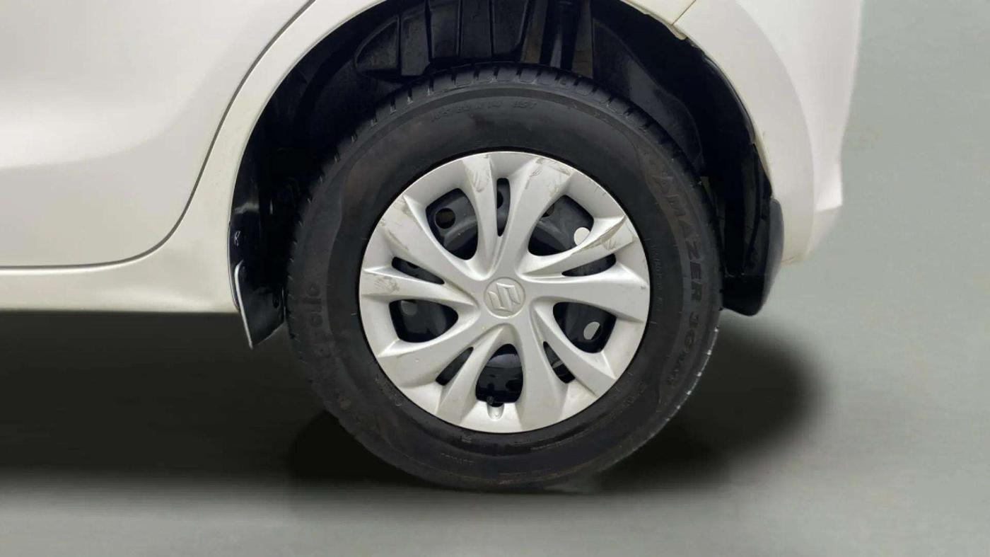 2023 Maruti Swift VXI AMT, Petrol, Automatic, 35,172 km, Left Rear Wheel