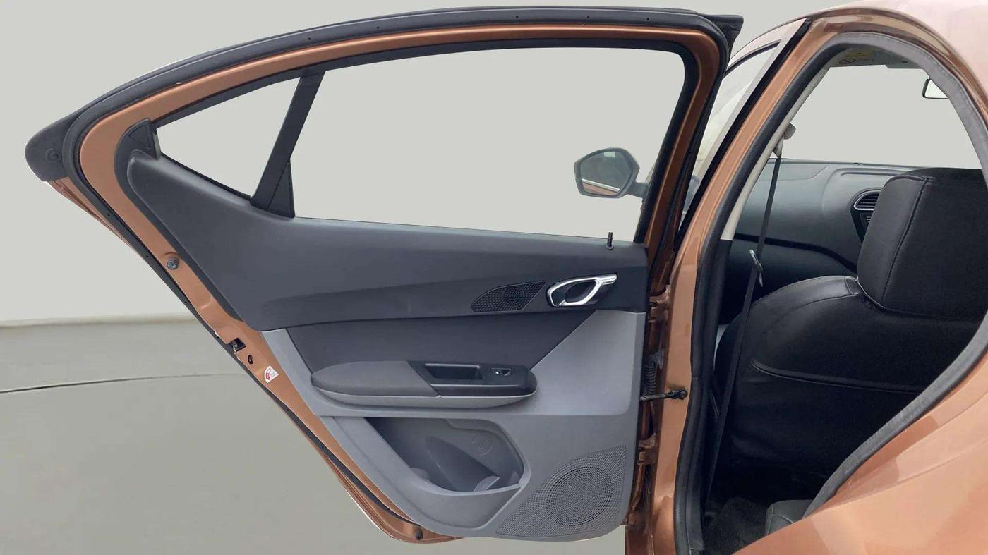 2017 Tata TIGOR XZ (O) PETROL, Petrol, Manual, 65,701 km, LHS Rear Door