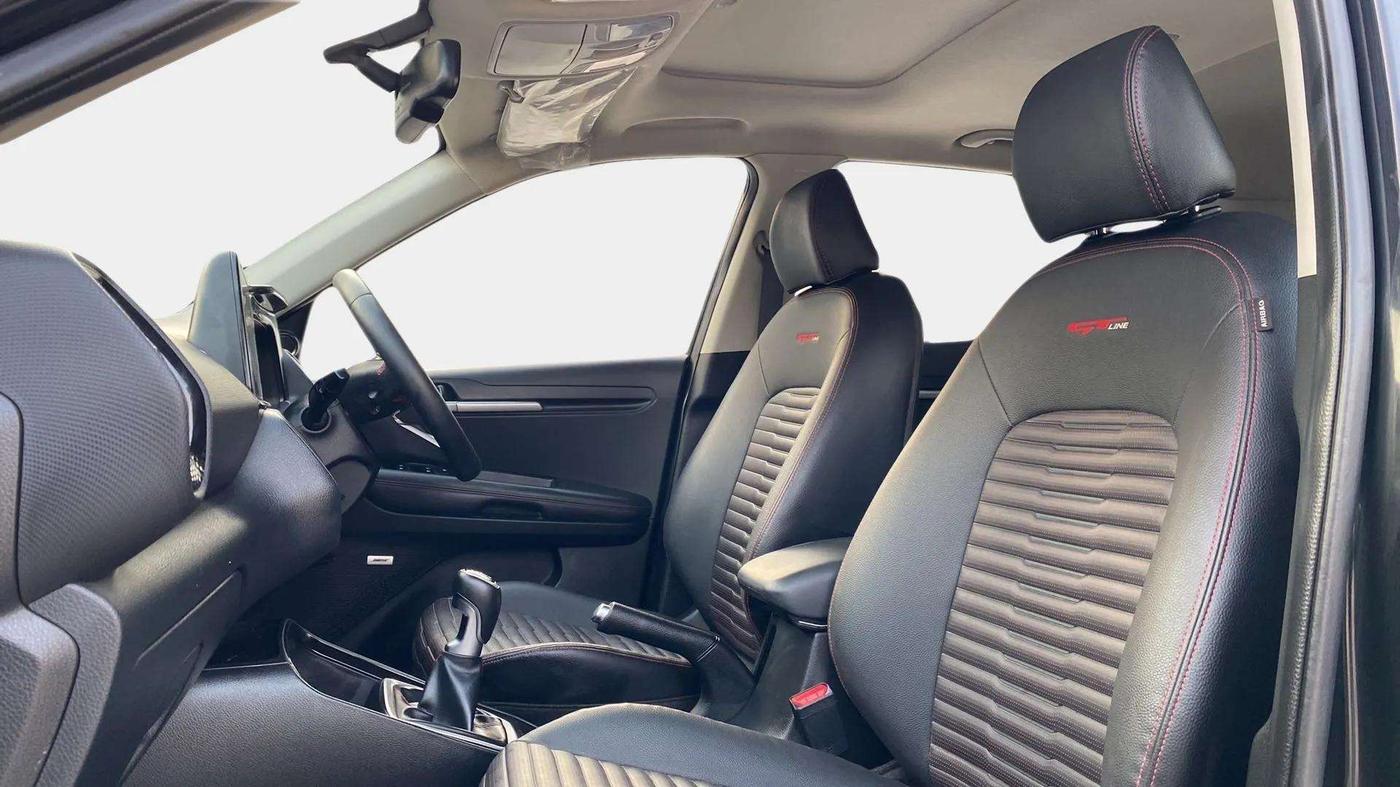 2021 KIA SONET GTX PLUS 1.0 IMT, Petrol, Manual, 17,316 km, Right Side Front Door Cabin