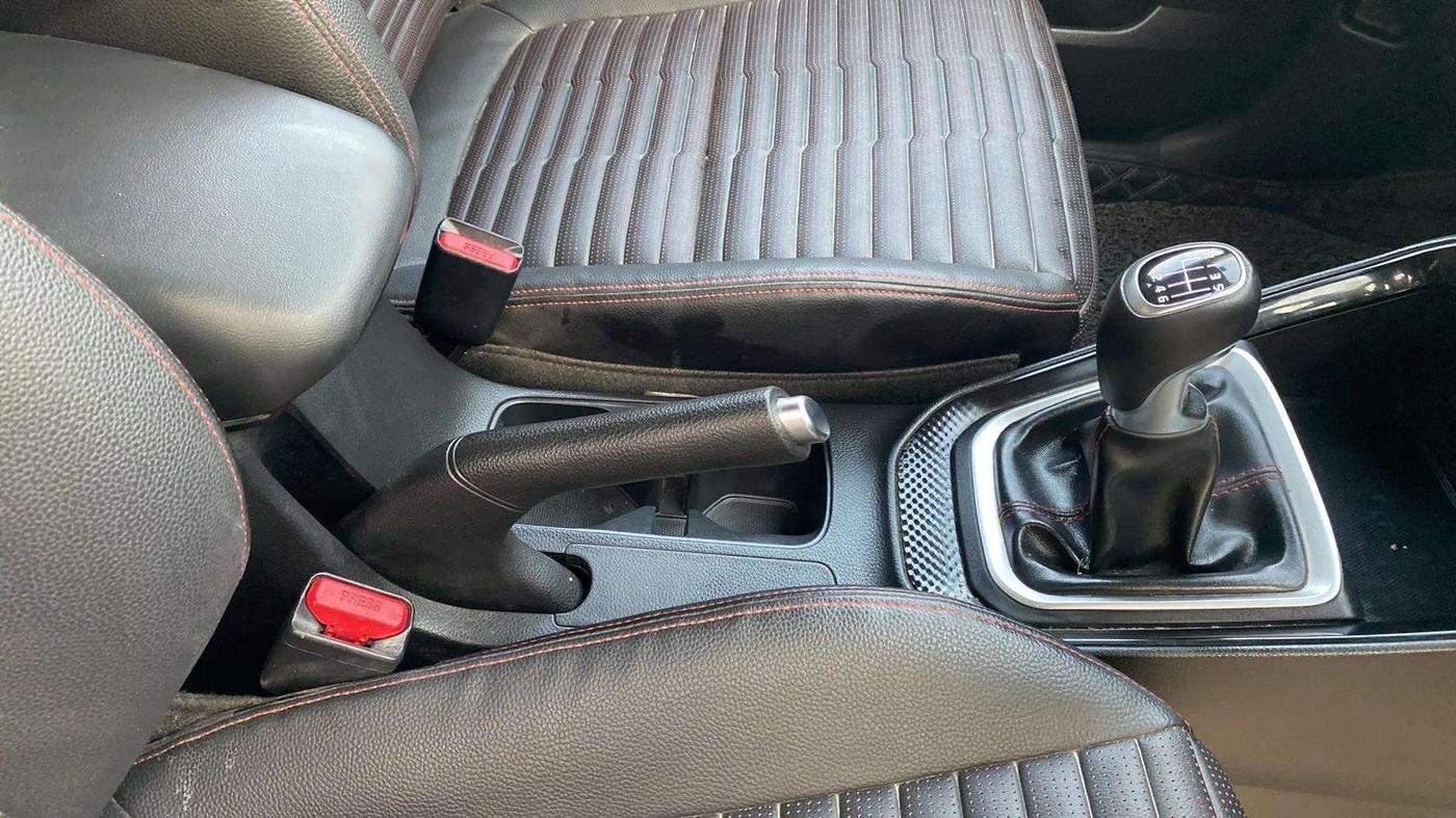 2021 KIA SONET GTX PLUS 1.0 IMT, Petrol, Manual, 17,316 km, Gear Lever