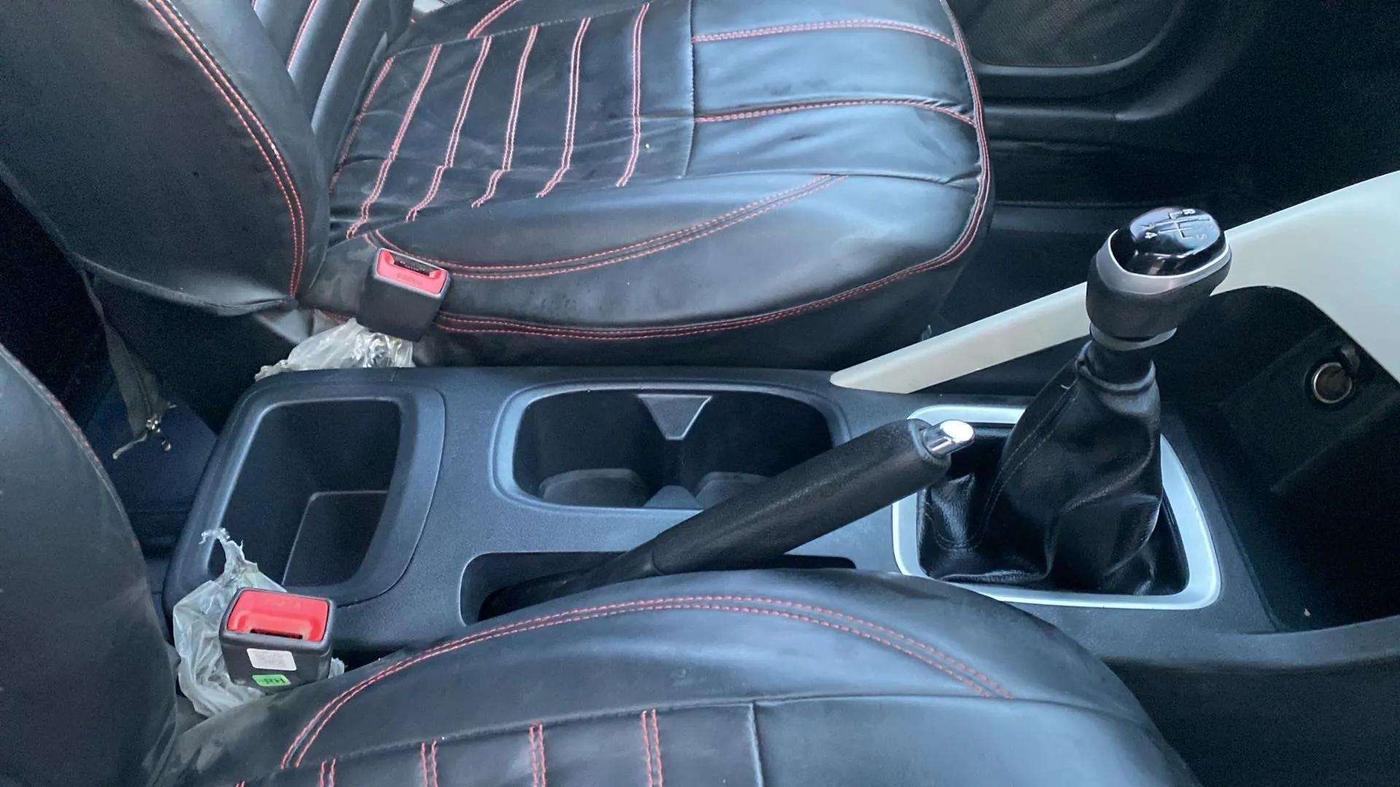 2023 Nissan MAGNITE XL, Petrol, Manual, 50,387 km, Gear Lever