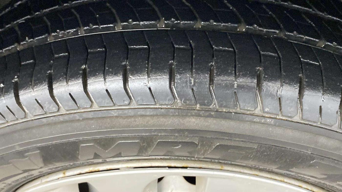 2017 Maruti Baleno SIGMA PETROL 1.2, Petrol, Manual, 60,929 km, Right Front Tyre Tread