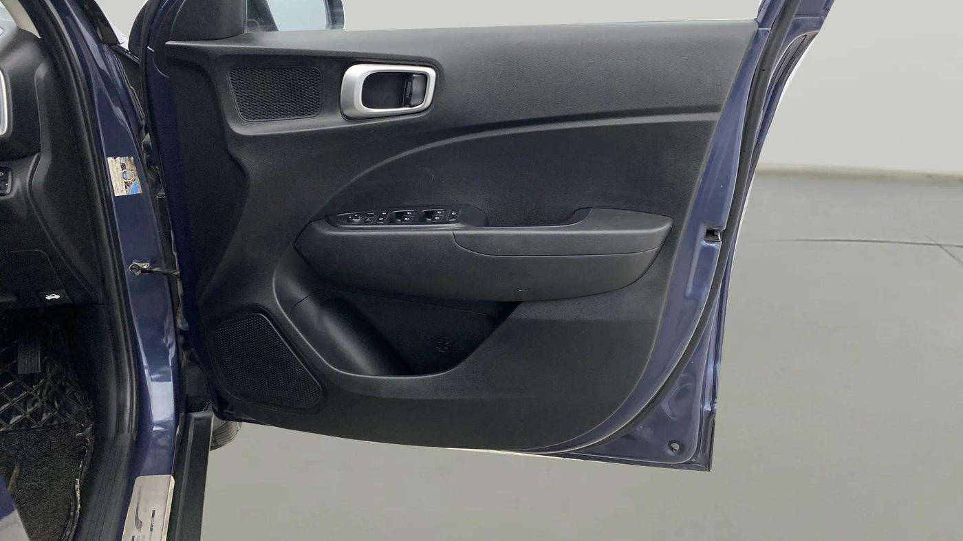 2021 Hyundai VENUE SX 1.0 TURBO IMT, Petrol, Manual, 24,616 km, Driver Side Door Panels Control