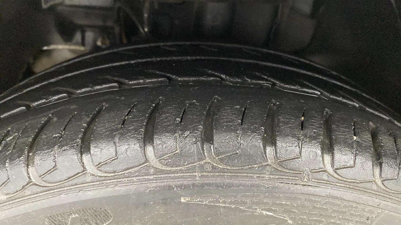 2019 Tata Tiago XZ PLUS PETROL, Petrol, Manual, 43,191 km, Left Front Tyre Tread